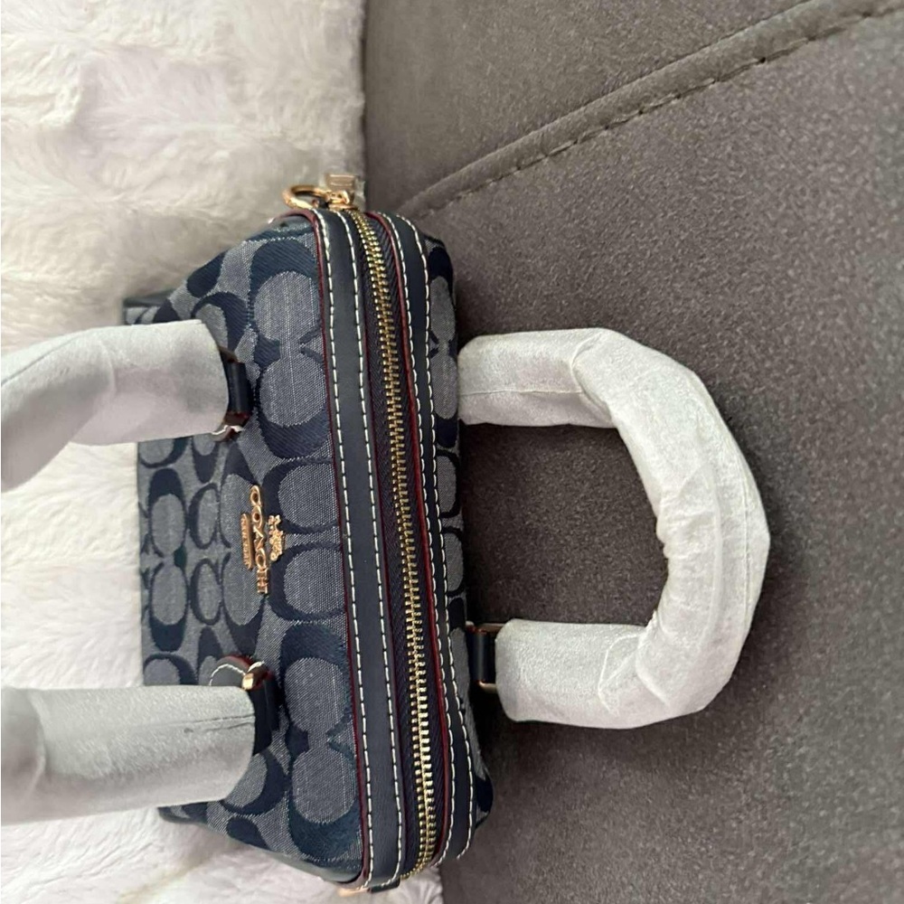 Coach Mini Rowan crossbody  in Navy Signature Jacquard. Denim - Picture 4 of 11